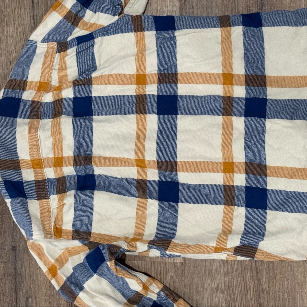 Patagonia Men's Blue and Tan Plaid Flannel shirt - Picture 2 of 4